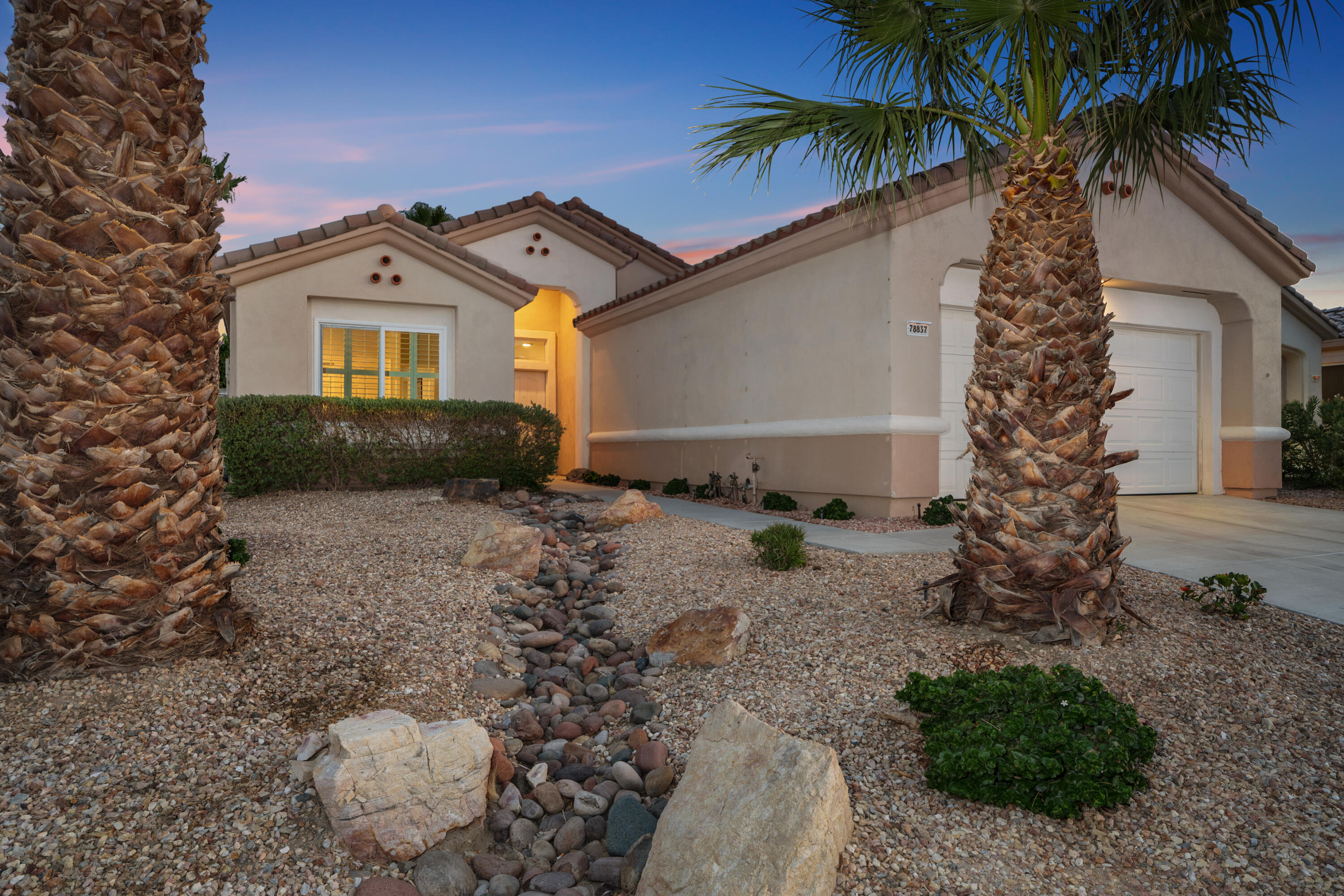 Palm Desert, California, 92211, United States, 2 Bedrooms Bedrooms, ,2 BathroomsBathrooms,Residential,For Sale,1955096