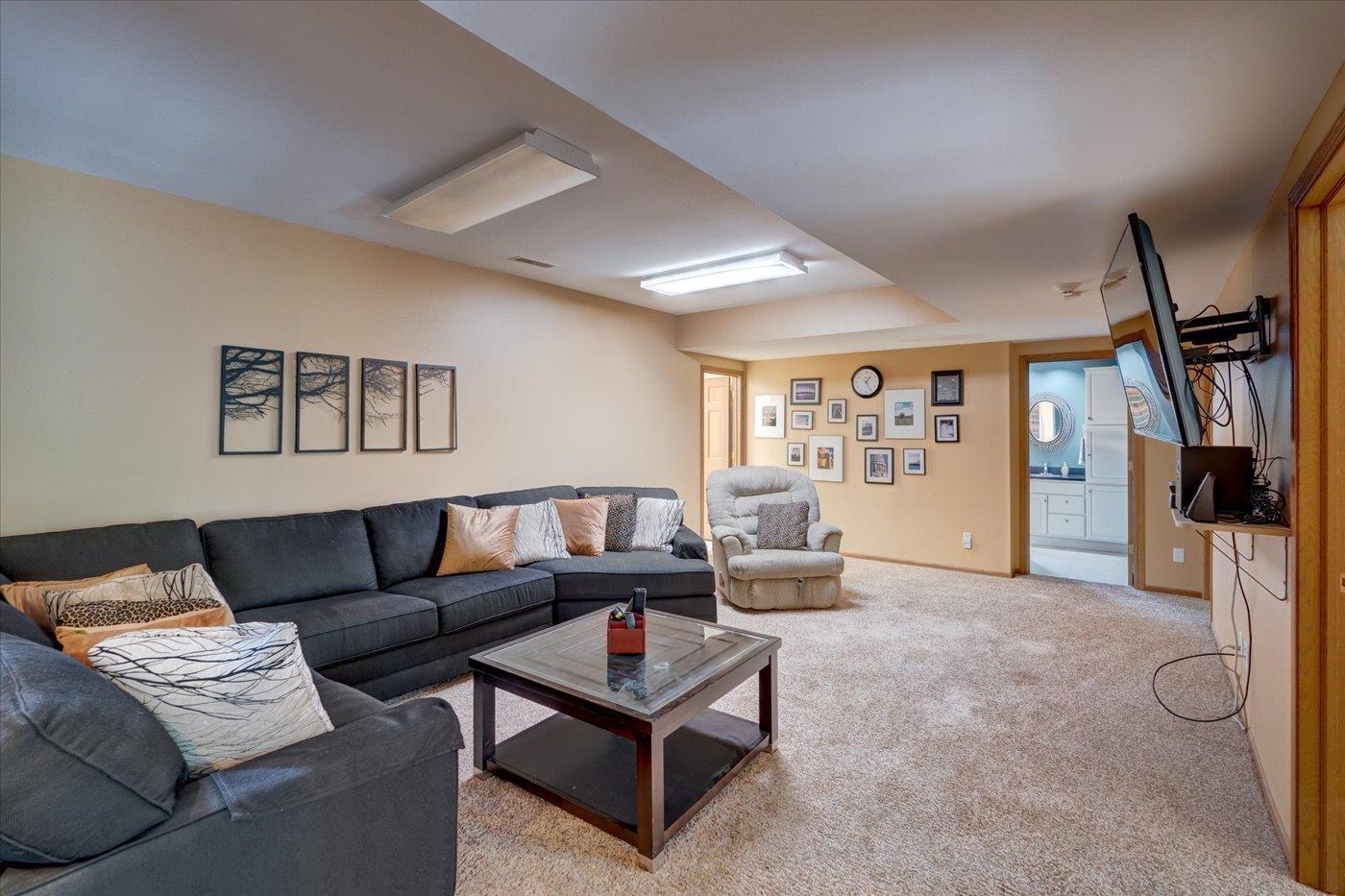 Fitchburg, Wisconsin, 53711, United States, 4 Bedrooms Bedrooms, ,4 BathroomsBathrooms,Residential,For Sale,1977409