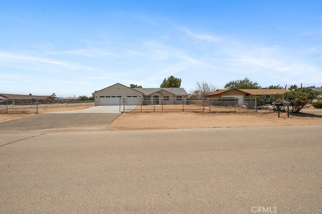 Hesperia, California, 92345, United States, 4 Bedrooms Bedrooms, ,3 BathroomsBathrooms,Residential,For Sale,1937064