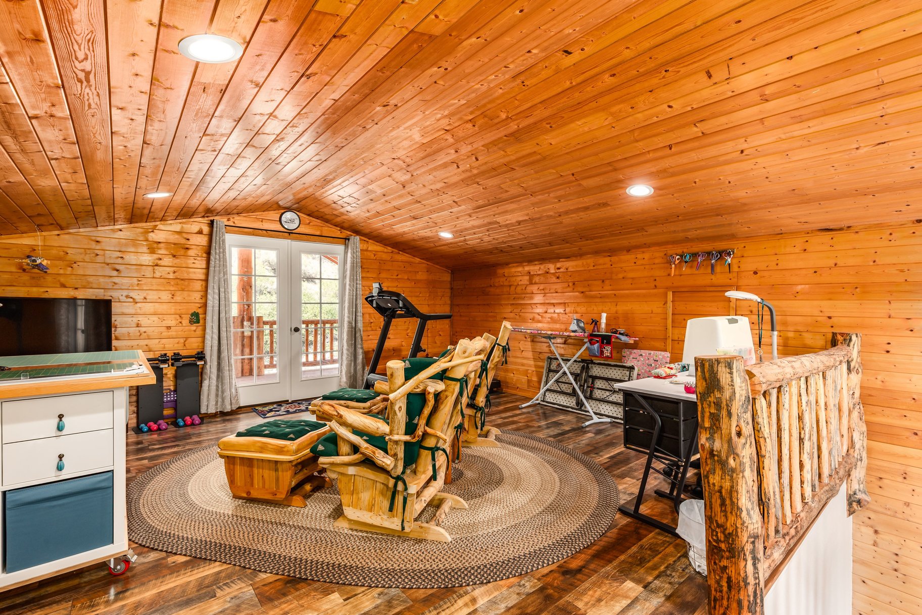  The Kind of Cabin Nobody Wants to Leave — For Sale in Fruitland, Utah - 物件實景