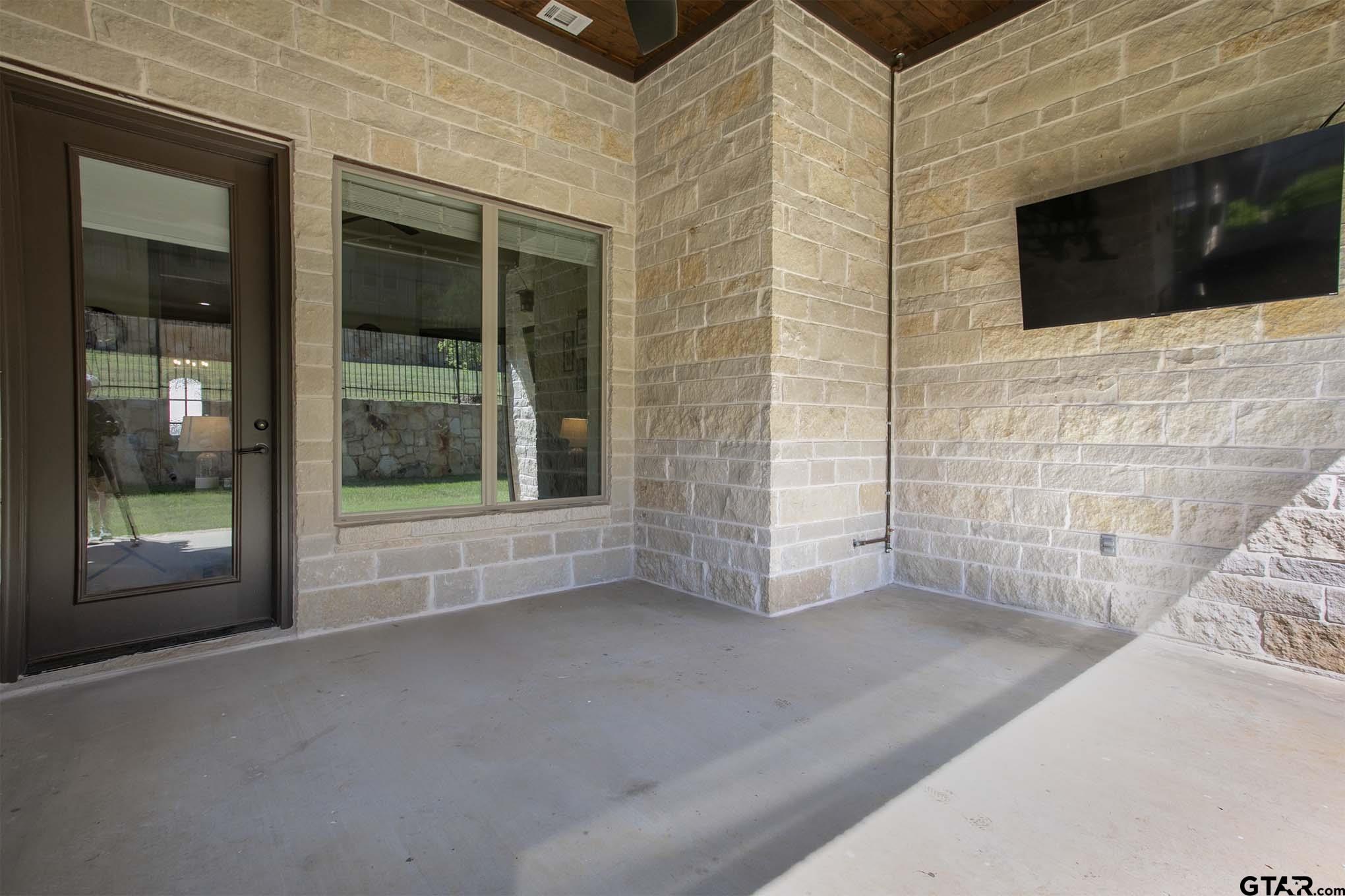 Tyler, Texas, 75703, United States, 4 Bedrooms Bedrooms, ,3 BathroomsBathrooms,Residential,For Sale,1784072