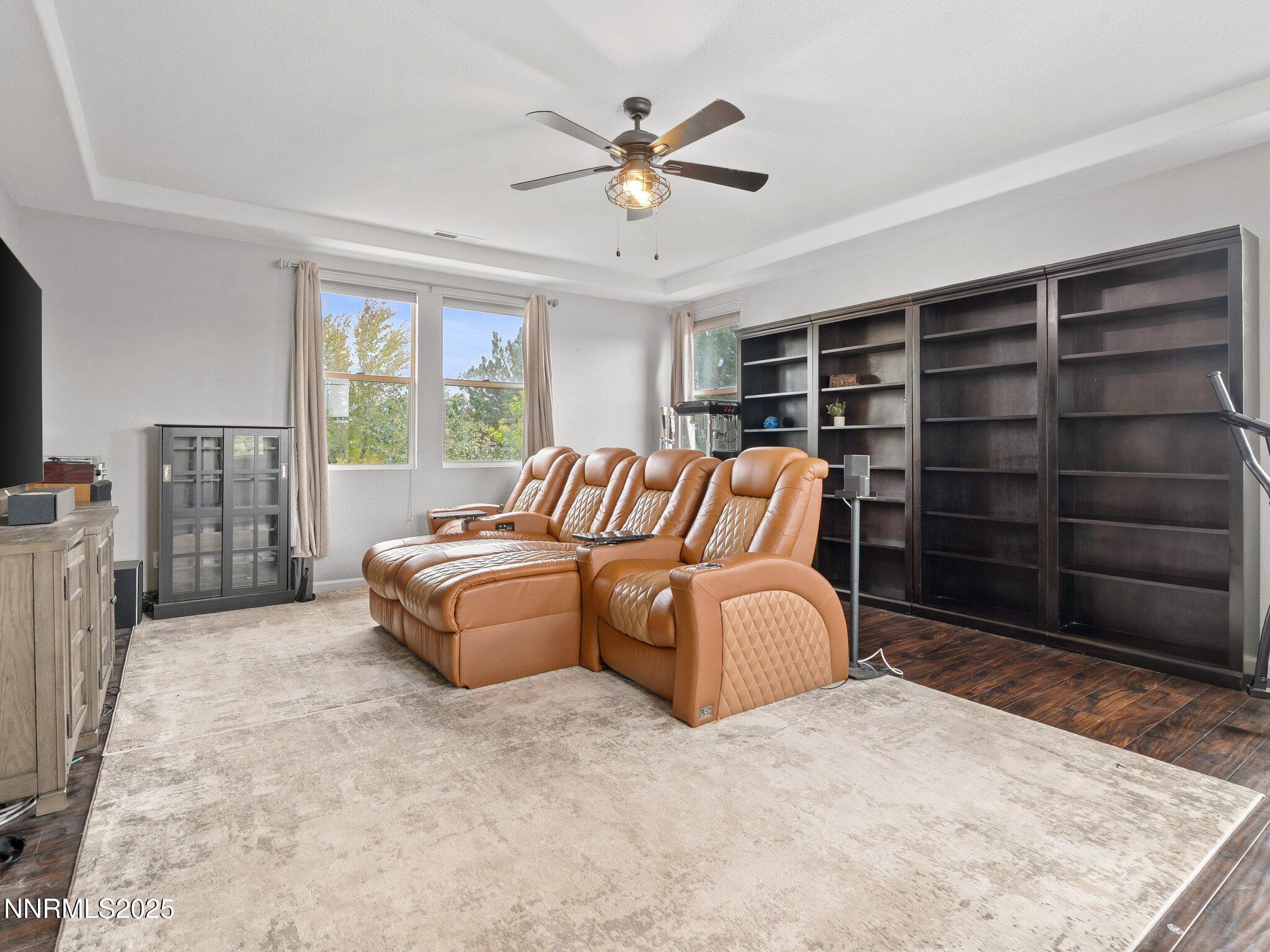 Sparks, Nevada, 89436, United States, 4 Bedrooms Bedrooms, ,3 BathroomsBathrooms,Residential,For Sale,1948184