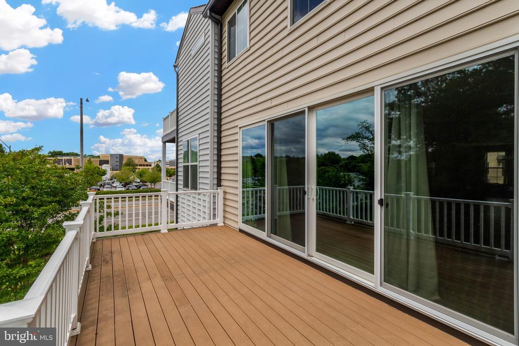 Alexandria, Virginia, 22306, United States, 3 Bedrooms Bedrooms, ,4 BathroomsBathrooms,Residential,For Sale,2019701