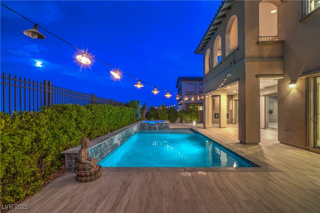 Las Vegas, Nevada, 89138, United States, 4 Bedrooms Bedrooms, ,2 BathroomsBathrooms,Residential,For Sale,1942321