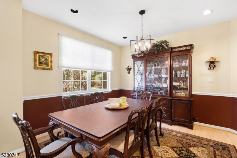 Bernards Twp., New Jersey, 07920, United States, 5 Bedrooms Bedrooms, ,4 BathroomsBathrooms,Residential,For Sale,1933609