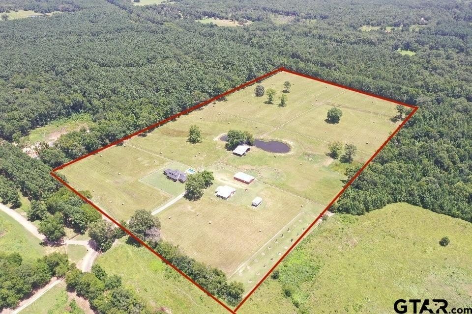 Pittsburg, Texas, 75686, United States, 4 Bedrooms Bedrooms, ,3 BathroomsBathrooms,Residential,For Sale,1900555