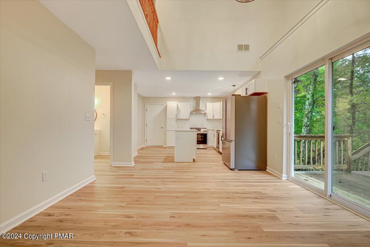 Stroudsburg, Pennsylvania, 18360, United States, 4 Bedrooms Bedrooms, ,3 BathroomsBathrooms,Residential,For Sale,1858014