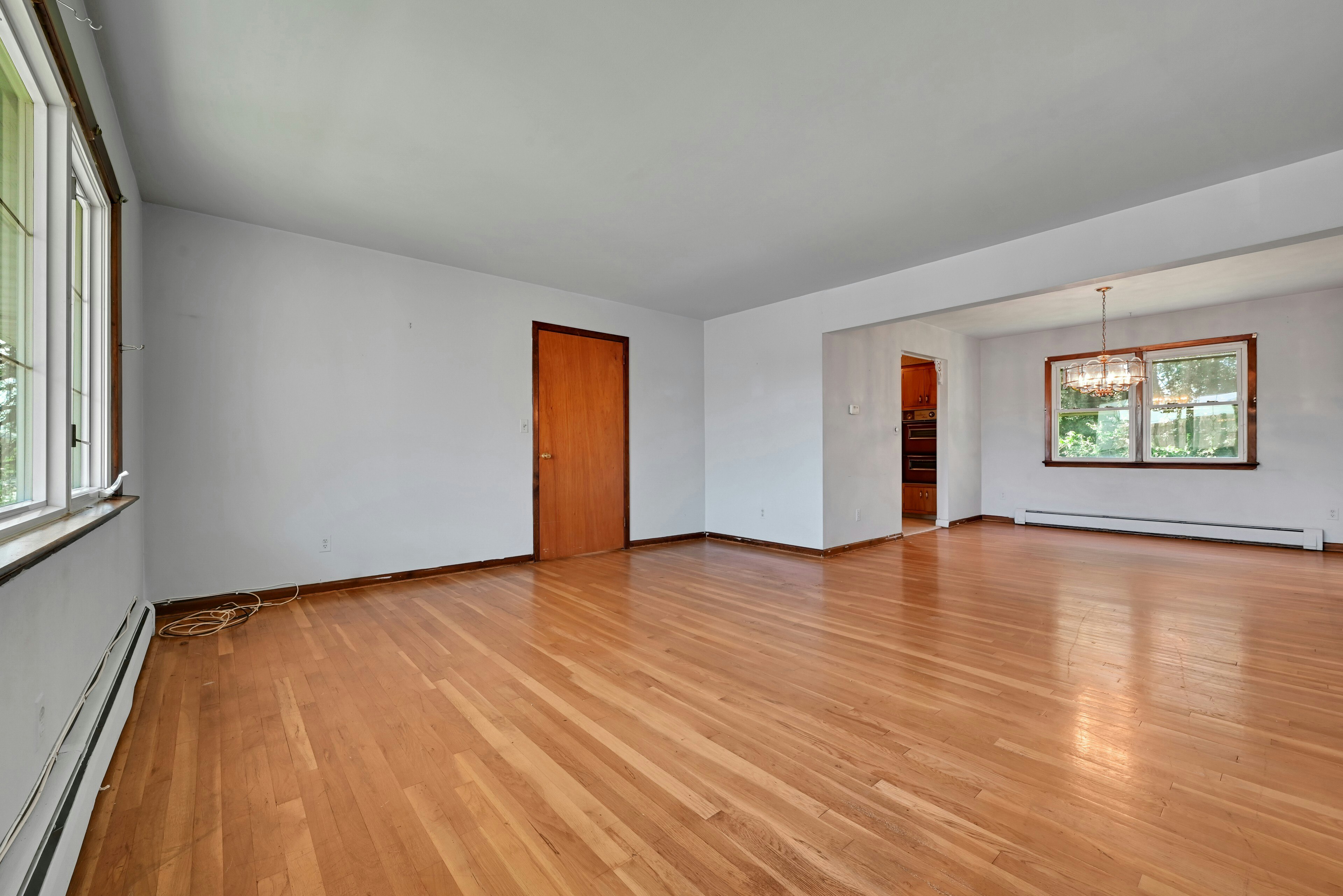  347 Chestnut Avenue, South Hackensack, NJ 07606 - 物件實景