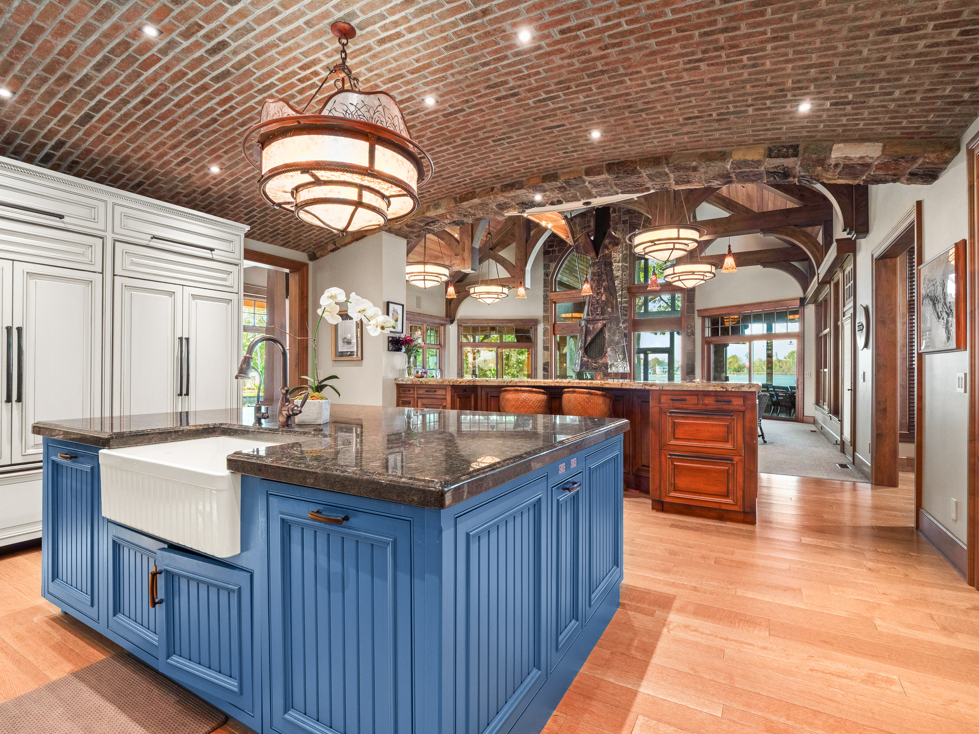  Multiple Residences on a 2.7 Acre Peninsula off Lake Wawasee - 物件實景