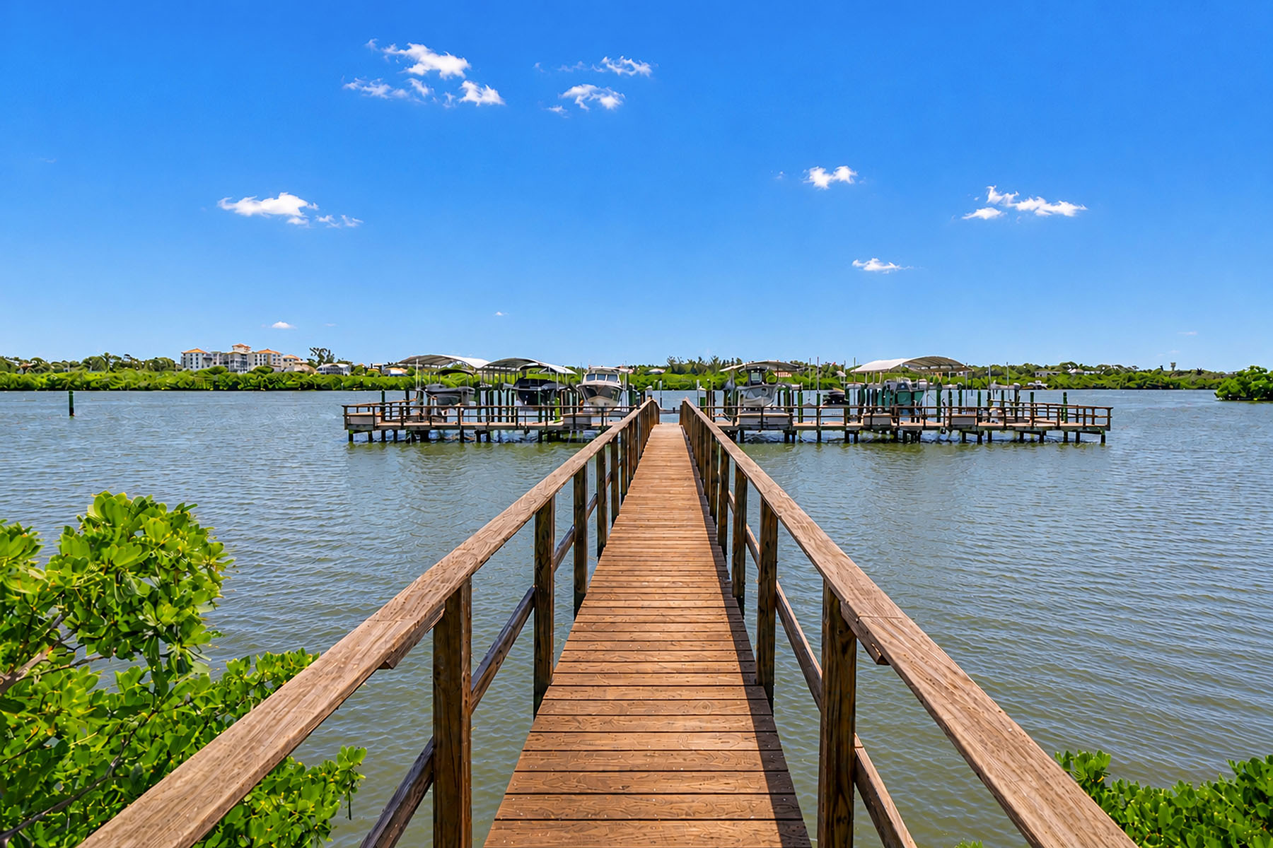  DOLPHIN KEY CONDO - 物件實景