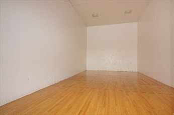 Medford, Massachusetts, 02155, United States, 2 Bedrooms Bedrooms, ,2 BathroomsBathrooms,Residential,For Sale,1934966