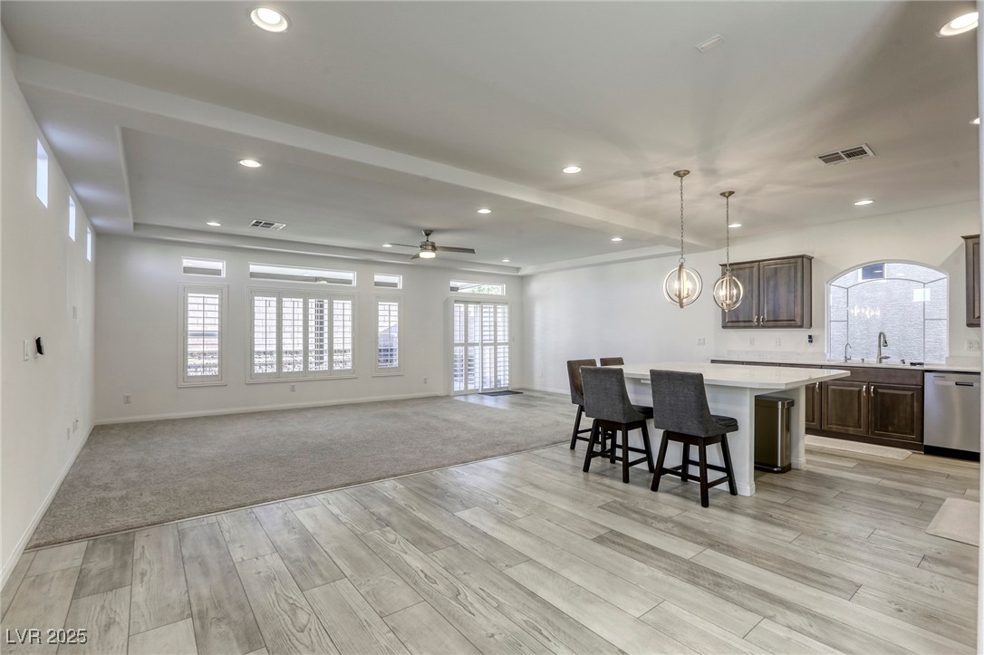 Las Vegas, Nevada, 89139, United States, 4 Bedrooms Bedrooms, ,3 BathroomsBathrooms,Residential,For Sale,1908480