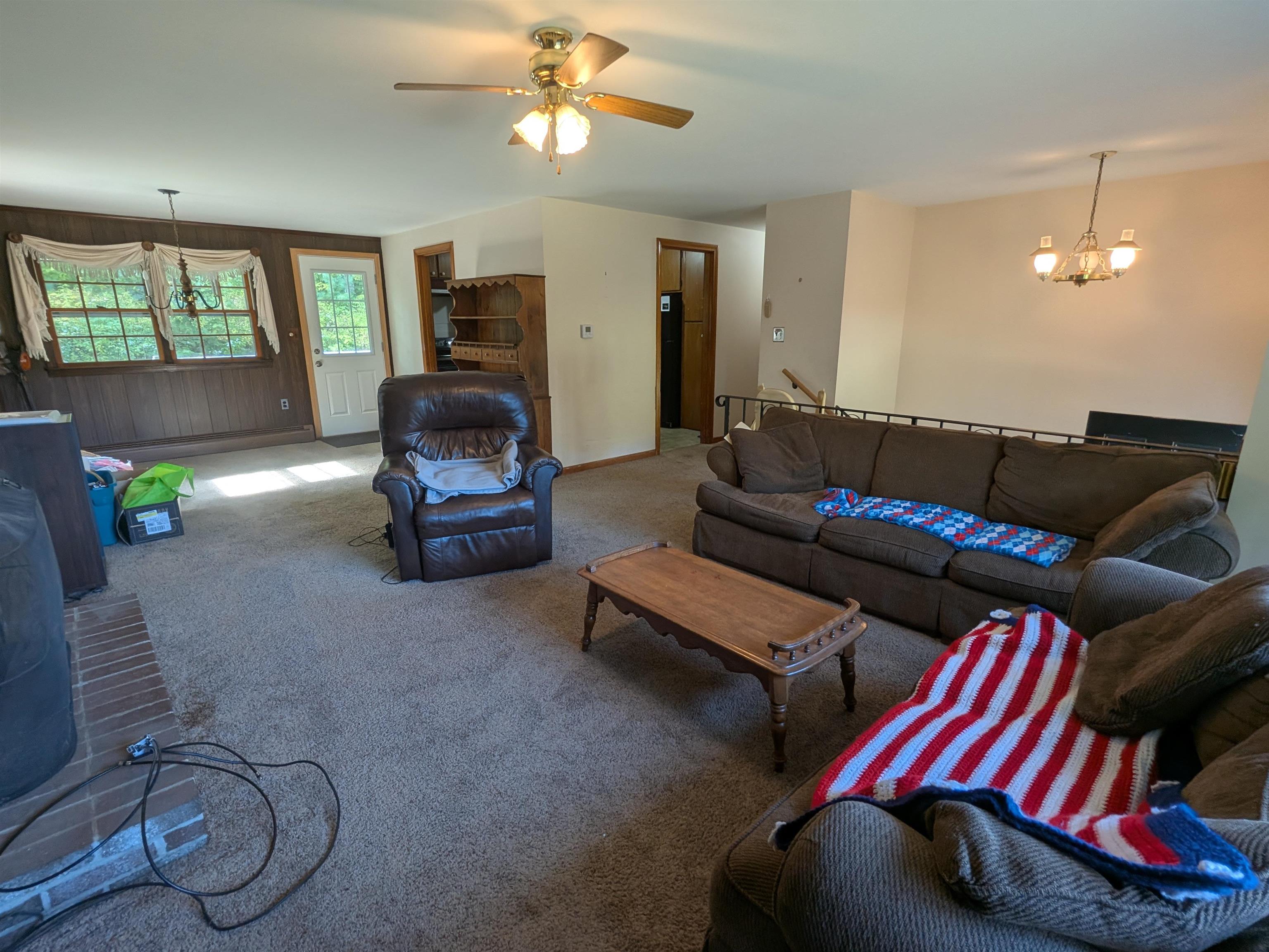 Hollis, New Hampshire, 03049, United States, 3 Bedrooms Bedrooms, ,2 BathroomsBathrooms,Residential,For Sale,1934424