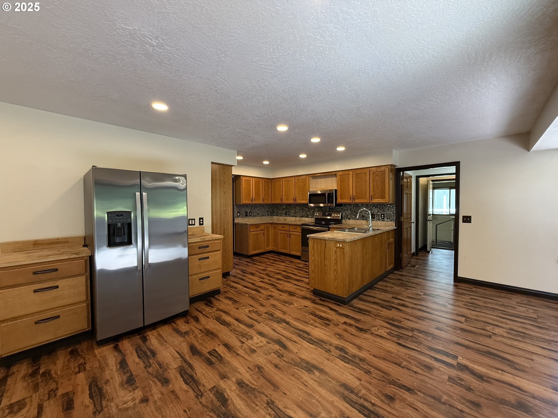 Brookings, Oregon, 97415, United States, 3 Bedrooms Bedrooms, ,2 BathroomsBathrooms,Residential,For Sale,1981548