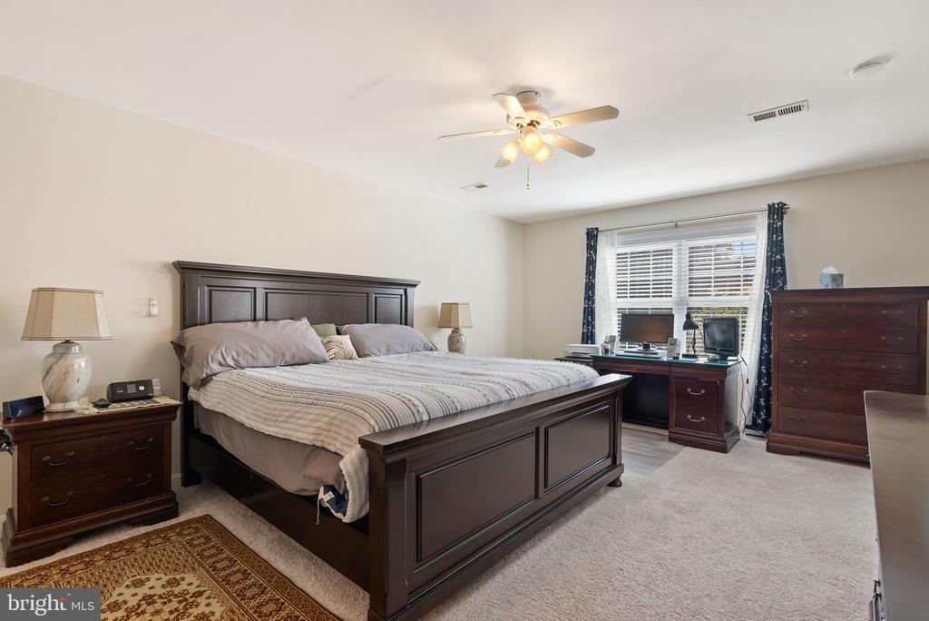 Winchester, Virginia, 22601, United States, 3 Bedrooms Bedrooms, ,3 BathroomsBathrooms,Residential,For Sale,1906316