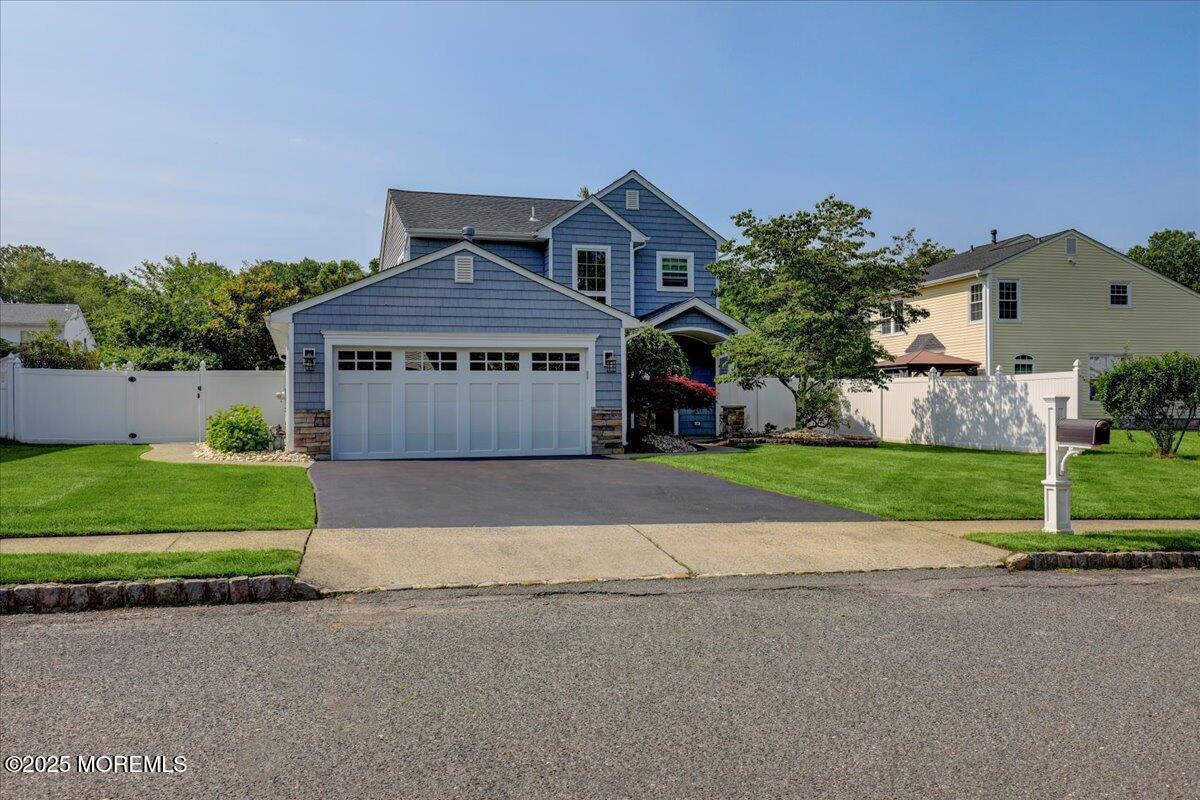 Howell, New Jersey, 07731, United States, 3 Bedrooms Bedrooms, ,3 BathroomsBathrooms,Residential,For Sale,1921705