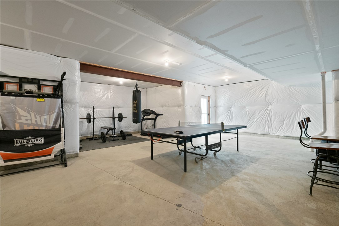 North Strabane, Pennsylvania, 15330, United States, 4 Bedrooms Bedrooms, ,4 BathroomsBathrooms,Residential,For Sale,1940501