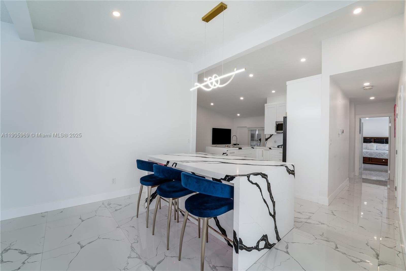 Miami, Florida, 33196, United States, 3 Bedrooms Bedrooms, ,2 BathroomsBathrooms,Residential,For Sale,1979827