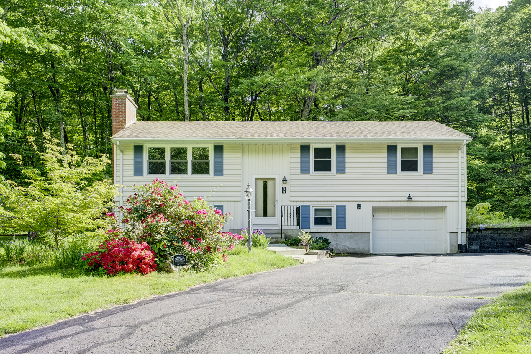 36 Hickory Drive