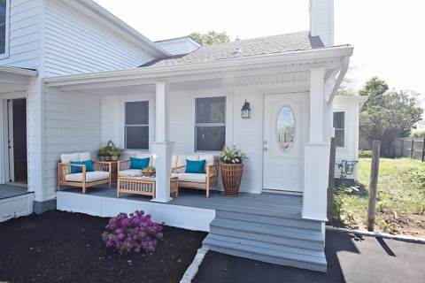 East Marion, New York, 11939, United States, 3 Bedrooms Bedrooms, ,3 BathroomsBathrooms,Residential,For Sale,1805250