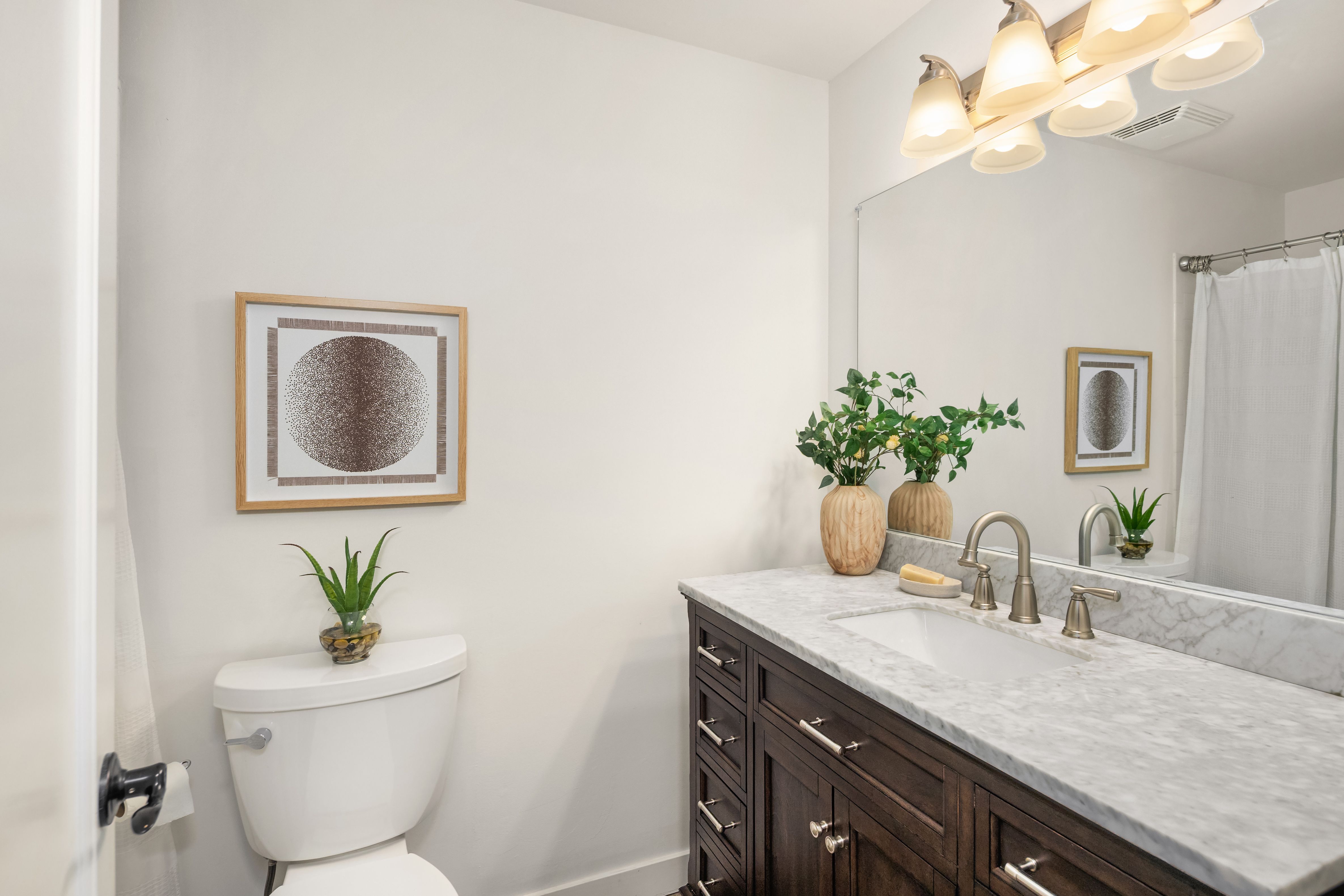  4057 96th Ave SE, Mercer Island, WA 98040 - 物件實景