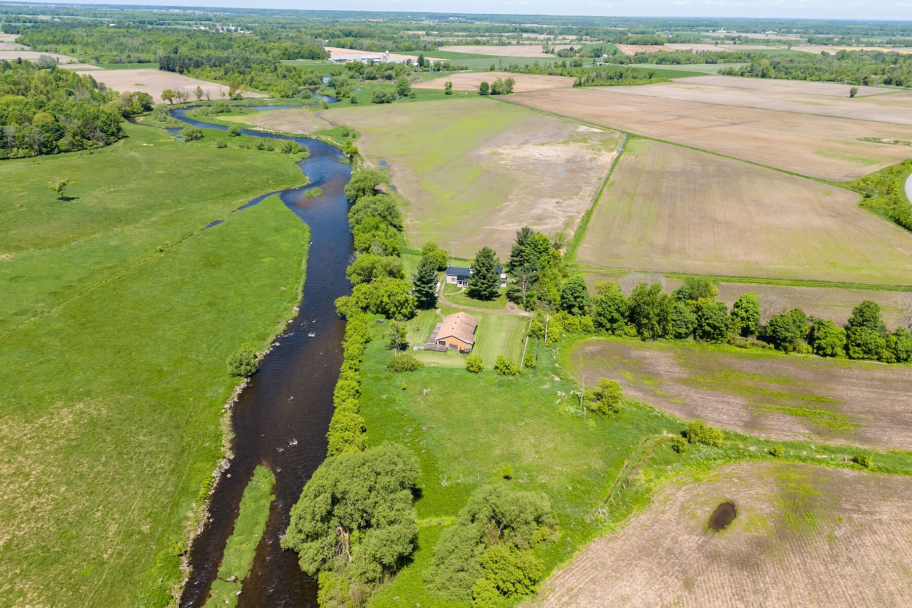  Hinchinbrooke, Montérégie - 物件實景