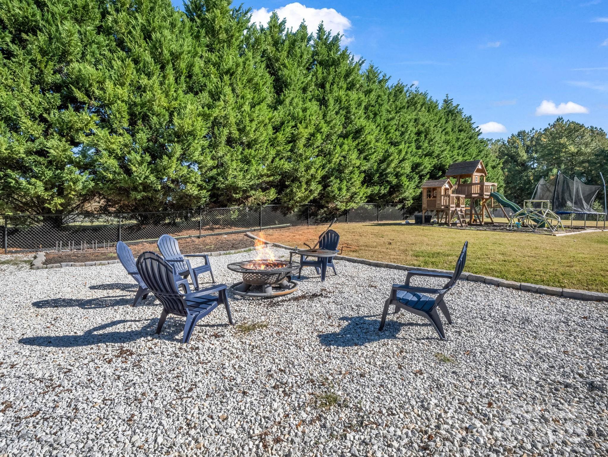 Shelby, North Carolina, 28152, United States, 3 Bedrooms Bedrooms, ,2 BathroomsBathrooms,Residential,For Sale,1969523