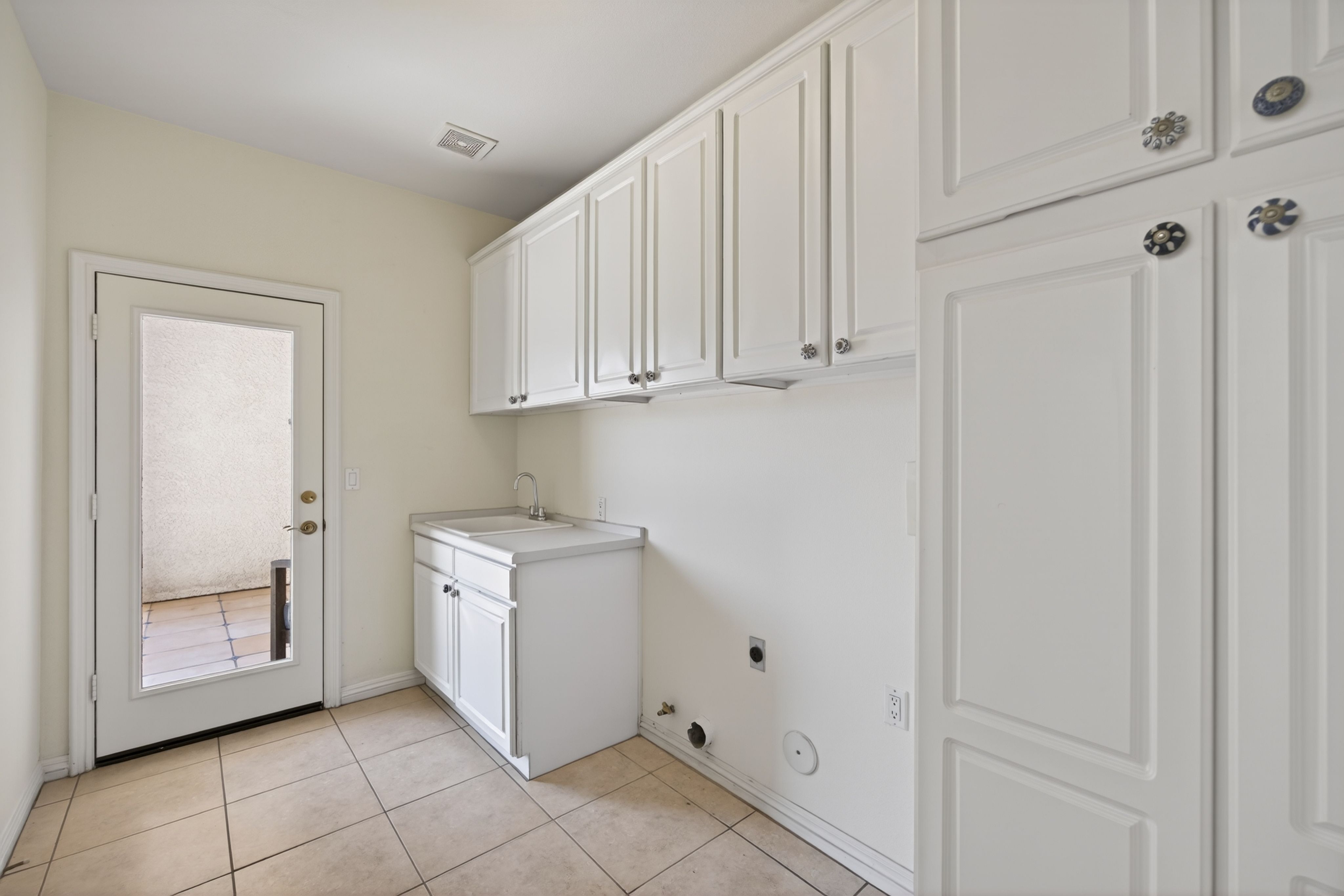  1602 Grace Court, Camarillo, CA 93010 - 物件實景