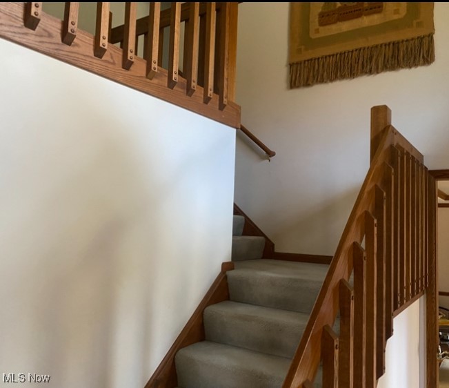 Aurora, Ohio, 44202, United States, 4 Bedrooms Bedrooms, ,3 BathroomsBathrooms,Residential,For Sale,1988003