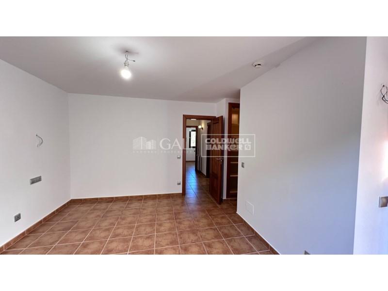 Sant Julià de Lòria, Andorra, AD, 4 Bedrooms Bedrooms, ,2 BathroomsBathrooms,Residential,For Sale,1616844