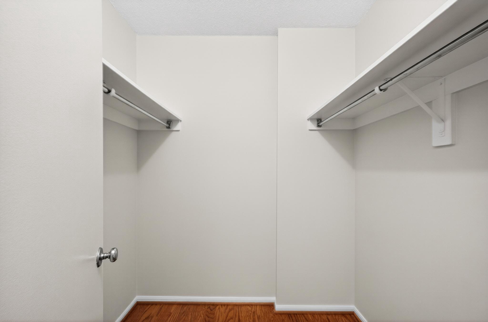  8380 Greensboro Drive, Mclean, VA, 22102 - 物件實景