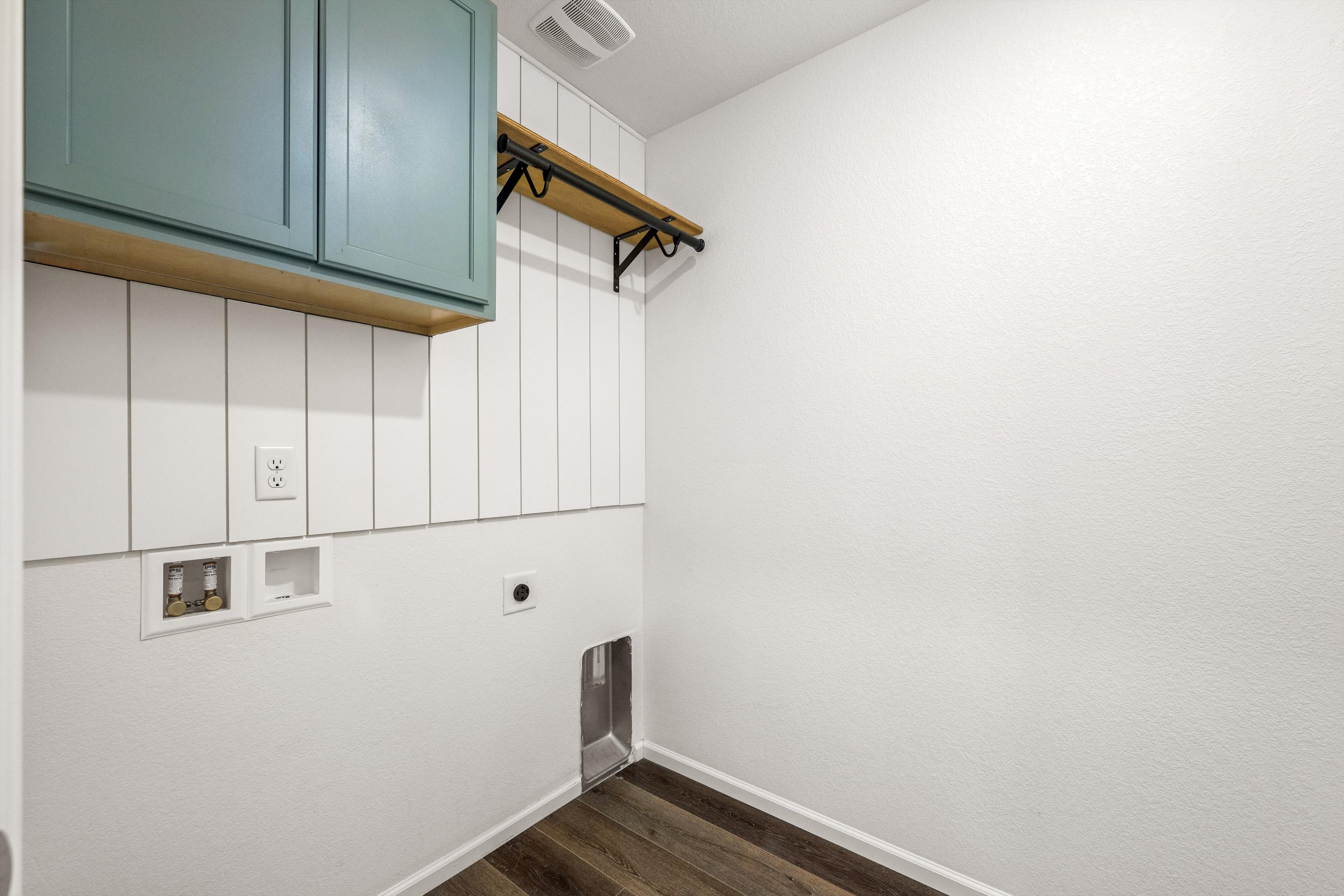  Move-In Ready, with Thoughtful and Unique Design Features - 物件實景