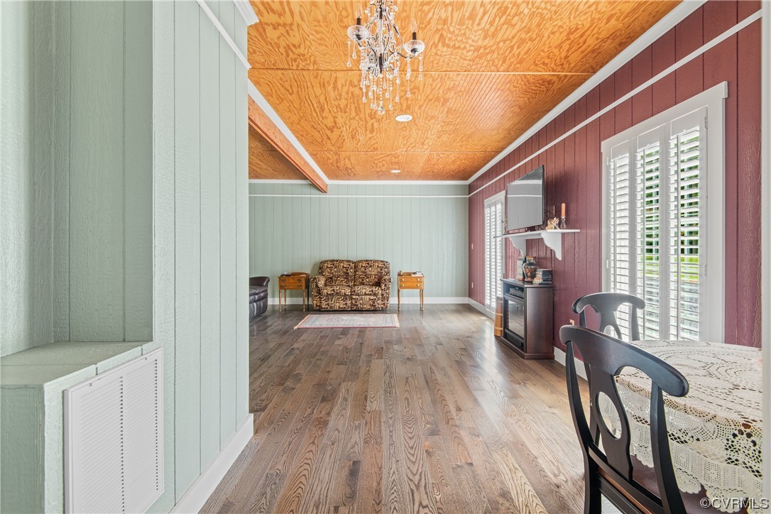 New Canton, Virginia, 23123, United States, 3 Bedrooms Bedrooms, ,2 BathroomsBathrooms,Residential,For Sale,1929008