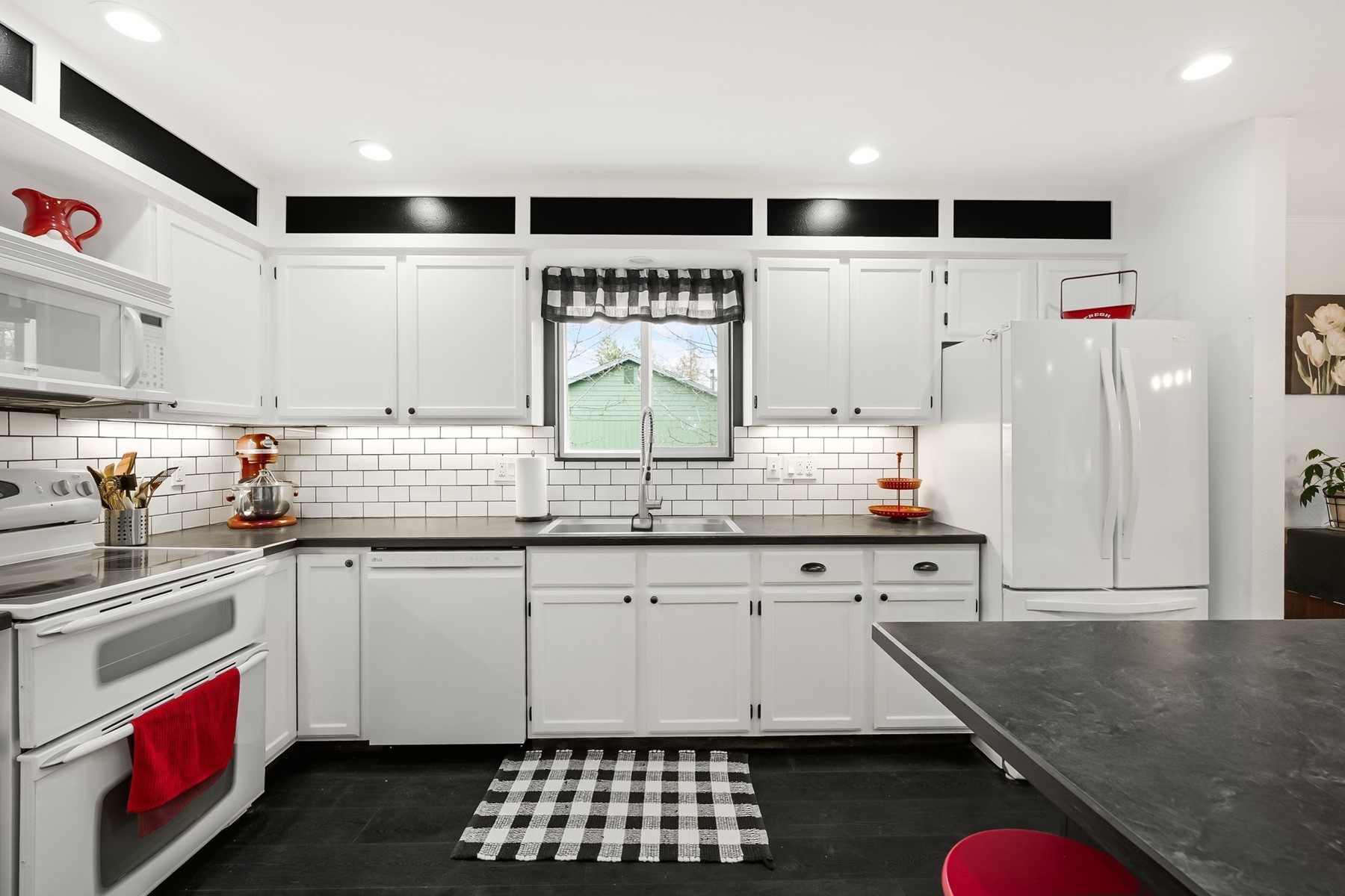  Sagle Multi-Generational - 物件實景