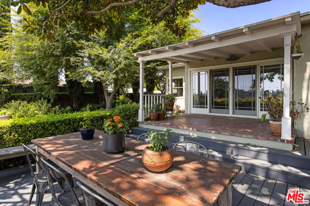 Los Angeles, California, 90031, United States, 2 Bedrooms Bedrooms, ,1 BathroomBathrooms,Residential,For Sale,1942306
