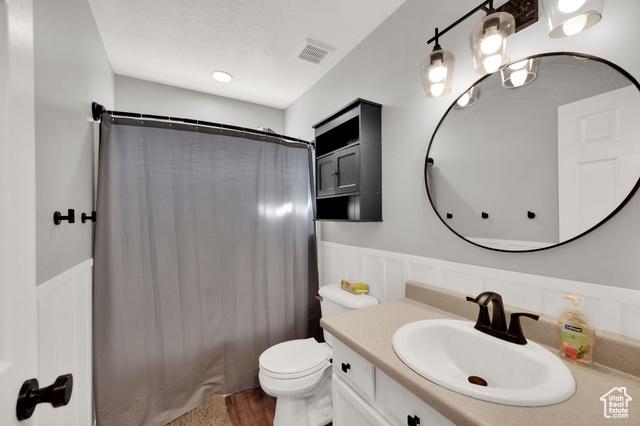 West Valley City, Utah, 84128, United States, 6 Bedrooms Bedrooms, ,3 BathroomsBathrooms,Residential,For Sale,1976831