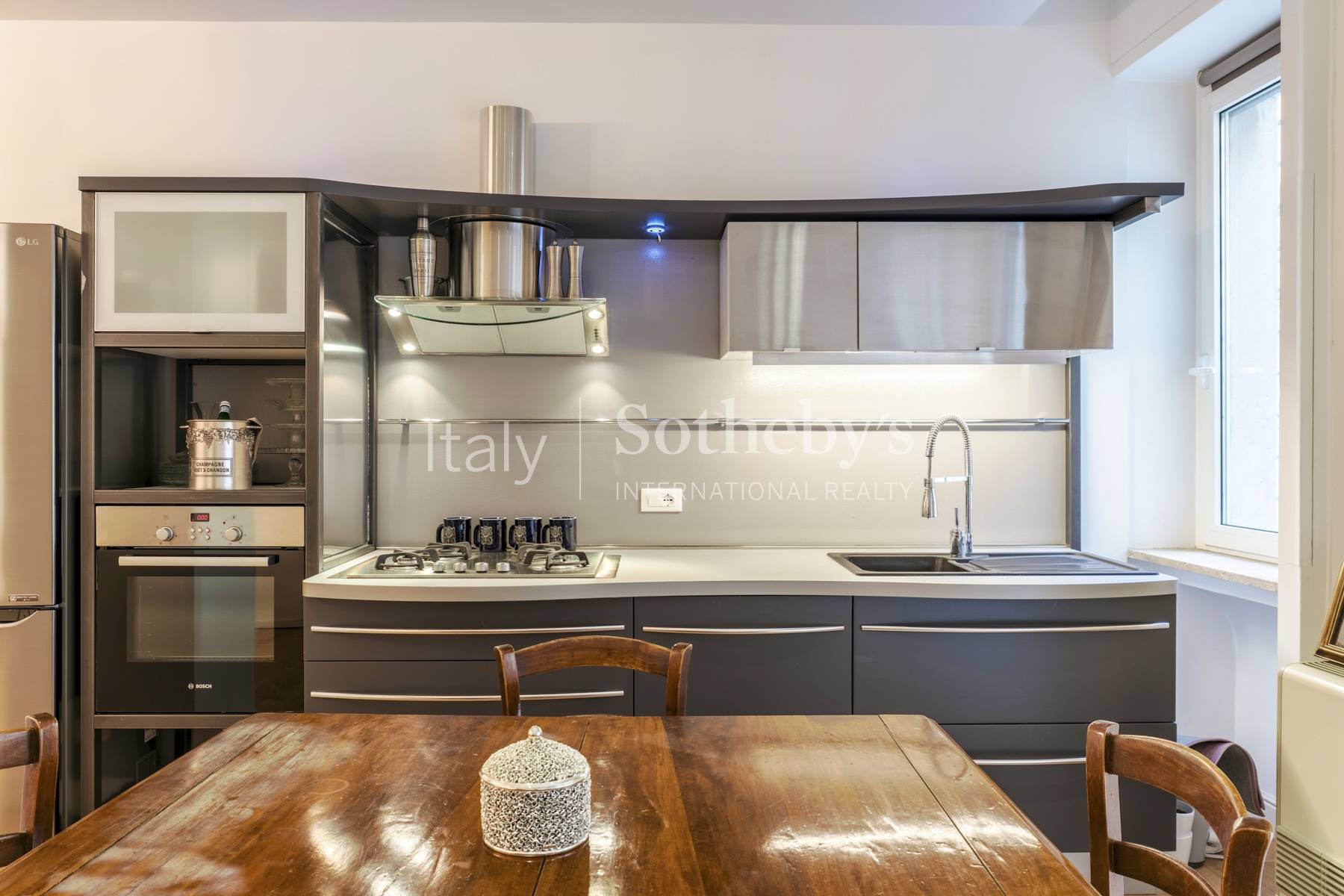 Elegance and privacy in the heart of Verona