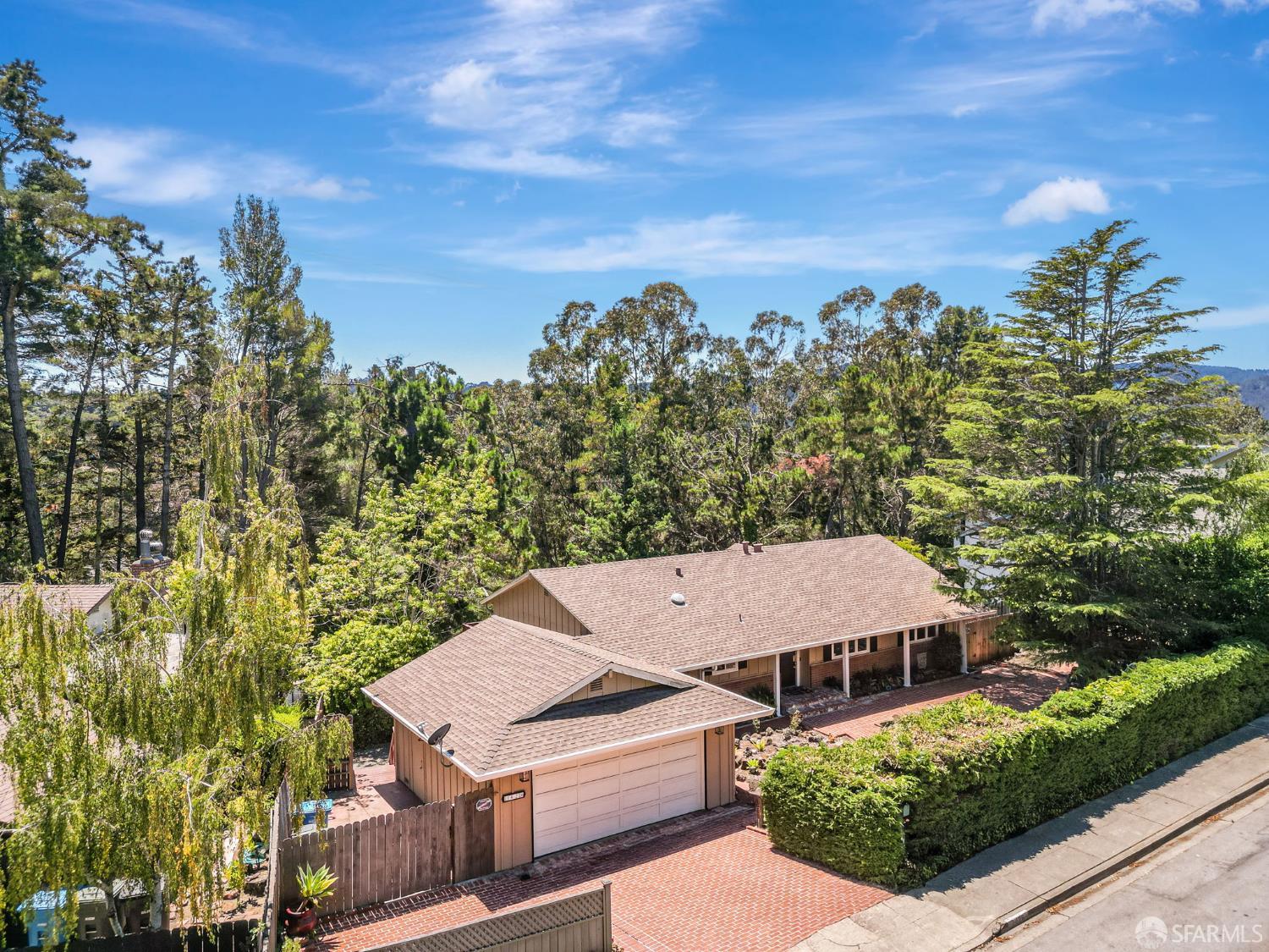 San Mateo, California, 94402, United States, 3 Bedrooms Bedrooms, ,3 BathroomsBathrooms,Residential,For Sale,1895374