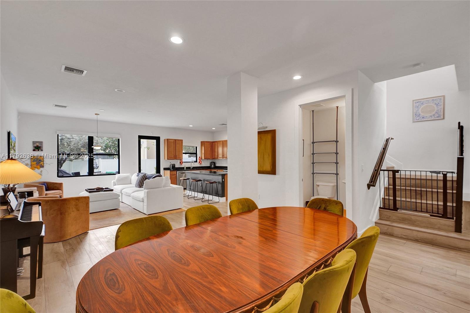 Miami, Florida, 33179, United States, 3 Bedrooms Bedrooms, ,3 BathroomsBathrooms,Residential,For Sale,1787670