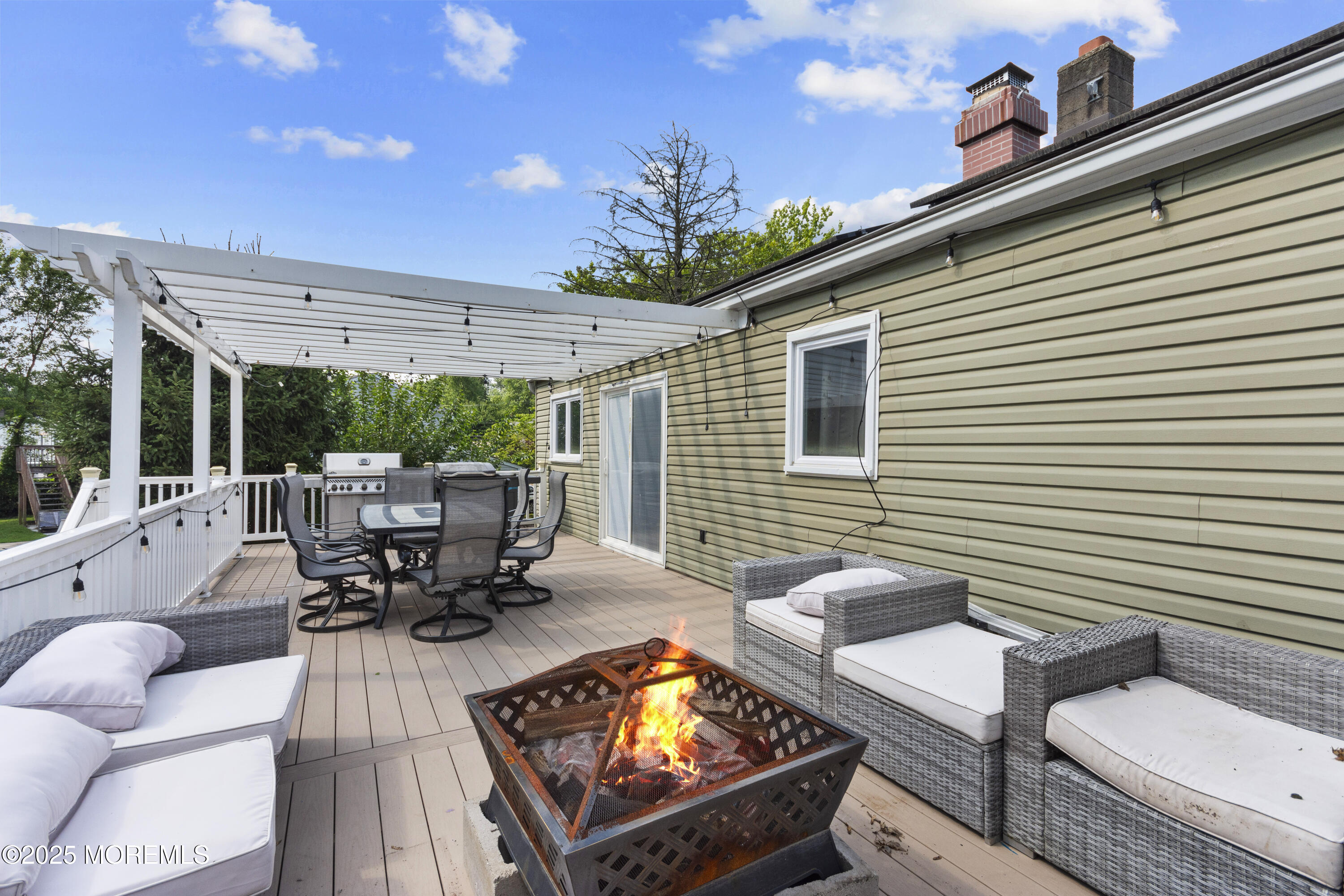 Howell, New Jersey, 07731, United States, 4 Bedrooms Bedrooms, ,3 BathroomsBathrooms,Residential,For Sale,1974093