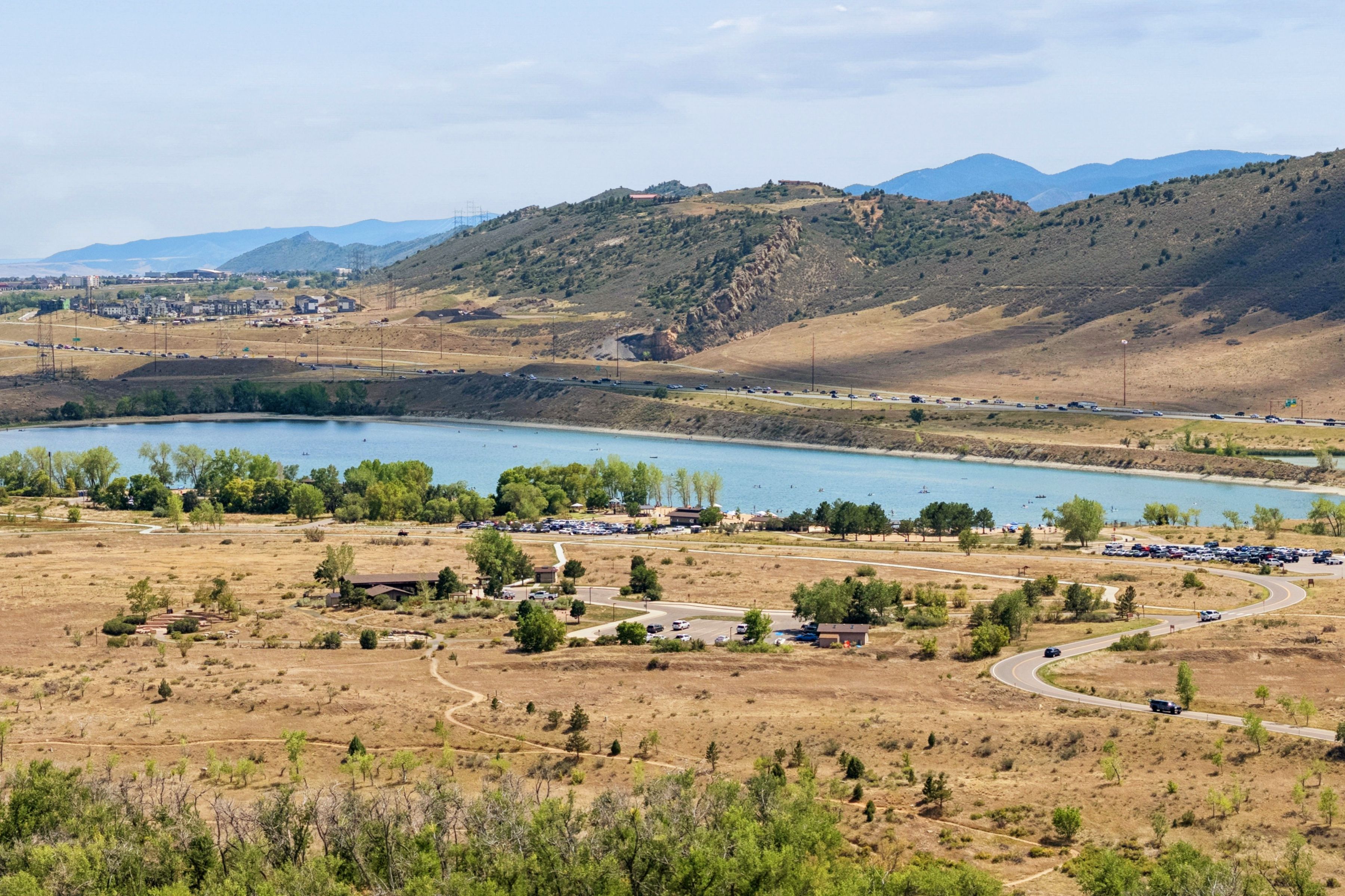  Elevated Colorado Living with 180° Mountain & Reservoir Views - 物件實景