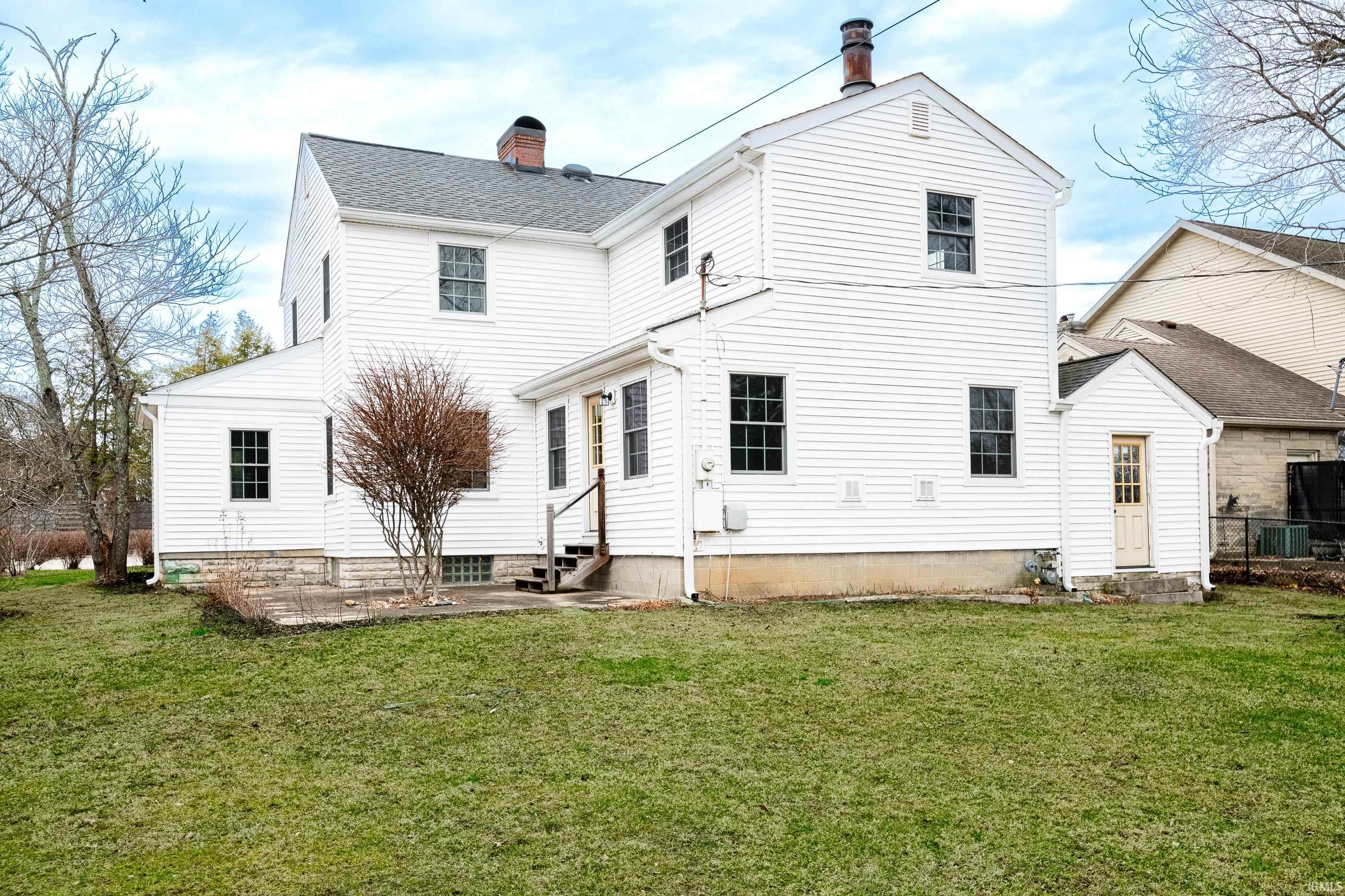 Bloomington, Indiana, 47401, United States, 3 Bedrooms Bedrooms, ,2 BathroomsBathrooms,Residential,For Sale,1982502