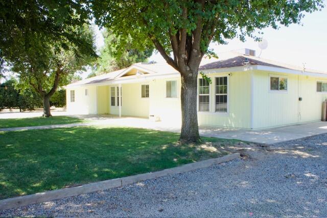 Lindsay, California, 93247, United States, 4 Bedrooms Bedrooms, ,2 BathroomsBathrooms,Residential,For Sale,1982770
