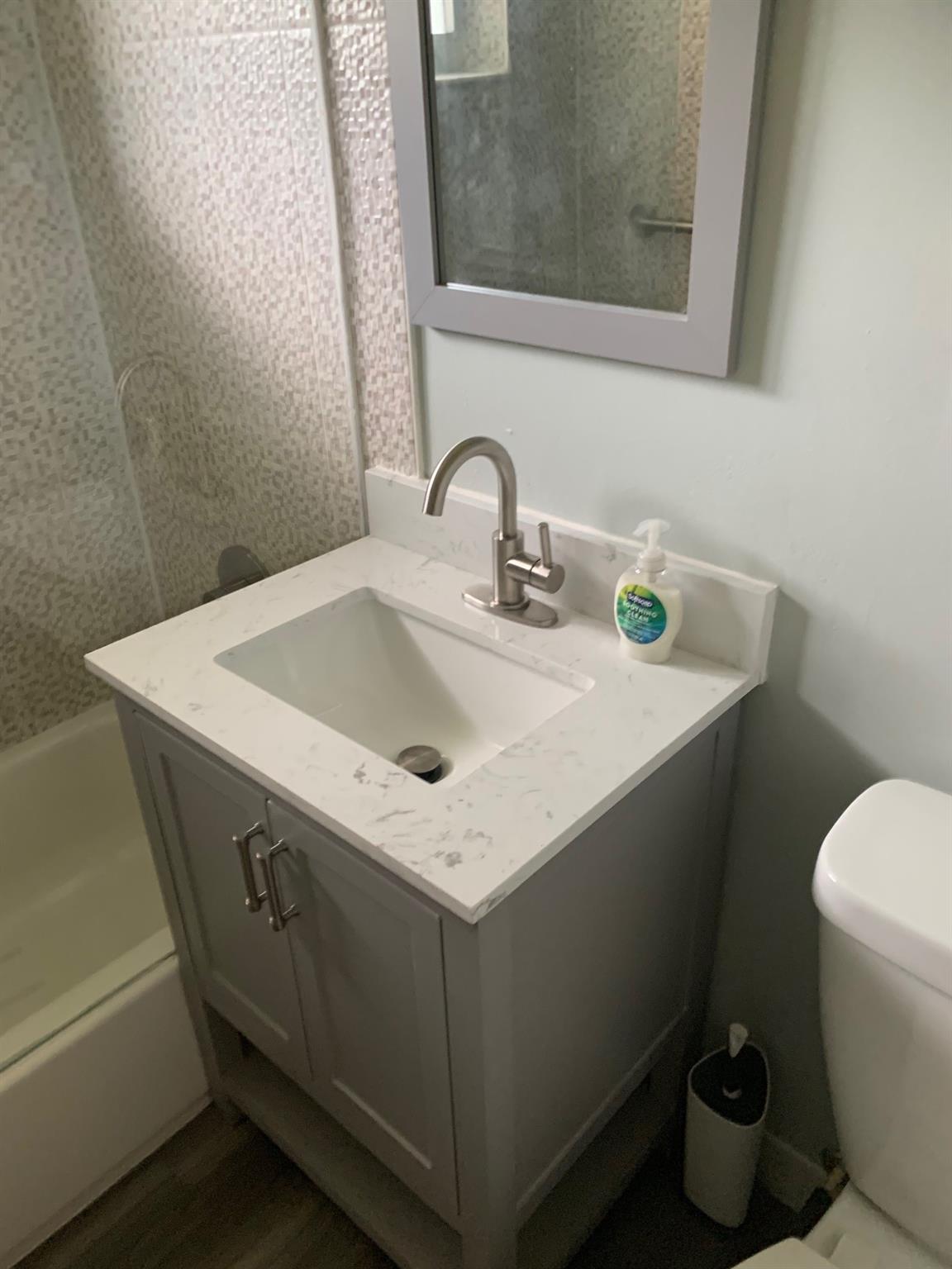 Oakland Park, Florida, 33334, United States, 4 Bedrooms Bedrooms, ,3 BathroomsBathrooms,Residential,For Sale,1976446