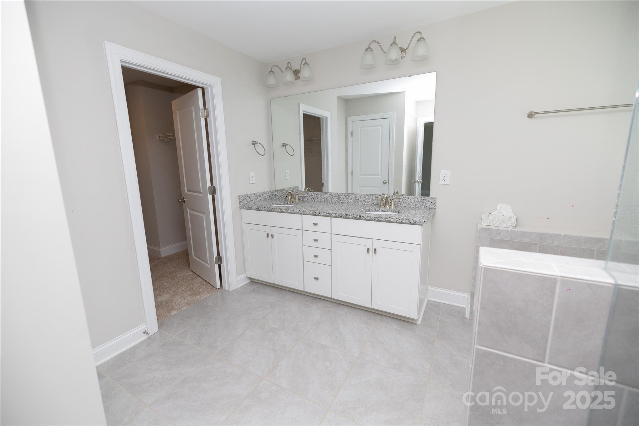 Mooresville, North Carolina, 28117, United States, 4 Bedrooms Bedrooms, ,3 BathroomsBathrooms,Residential,For Sale,1897276