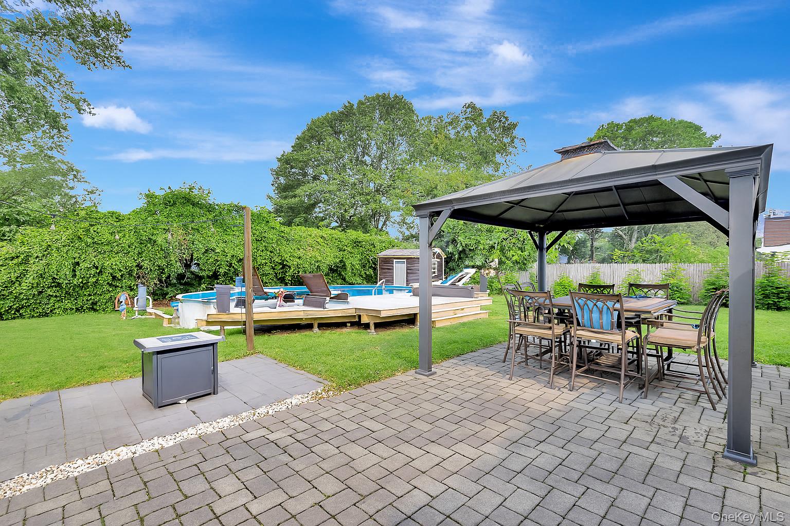 Medford, New York, 11763, United States, 5 Bedrooms Bedrooms, ,3 BathroomsBathrooms,Residential,For Sale,1911406