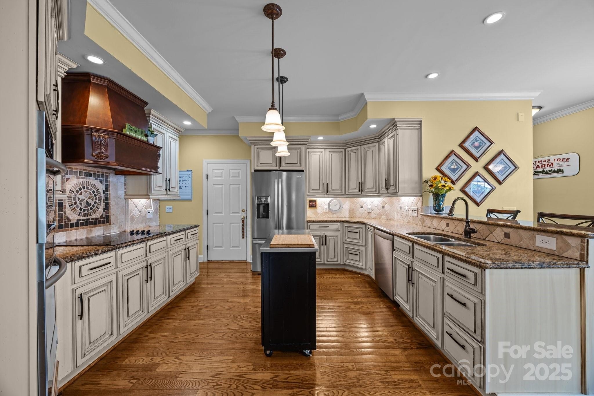 Salisbury, North Carolina, 28146, United States, 4 Bedrooms Bedrooms, ,4 BathroomsBathrooms,Residential,For Sale,1888803