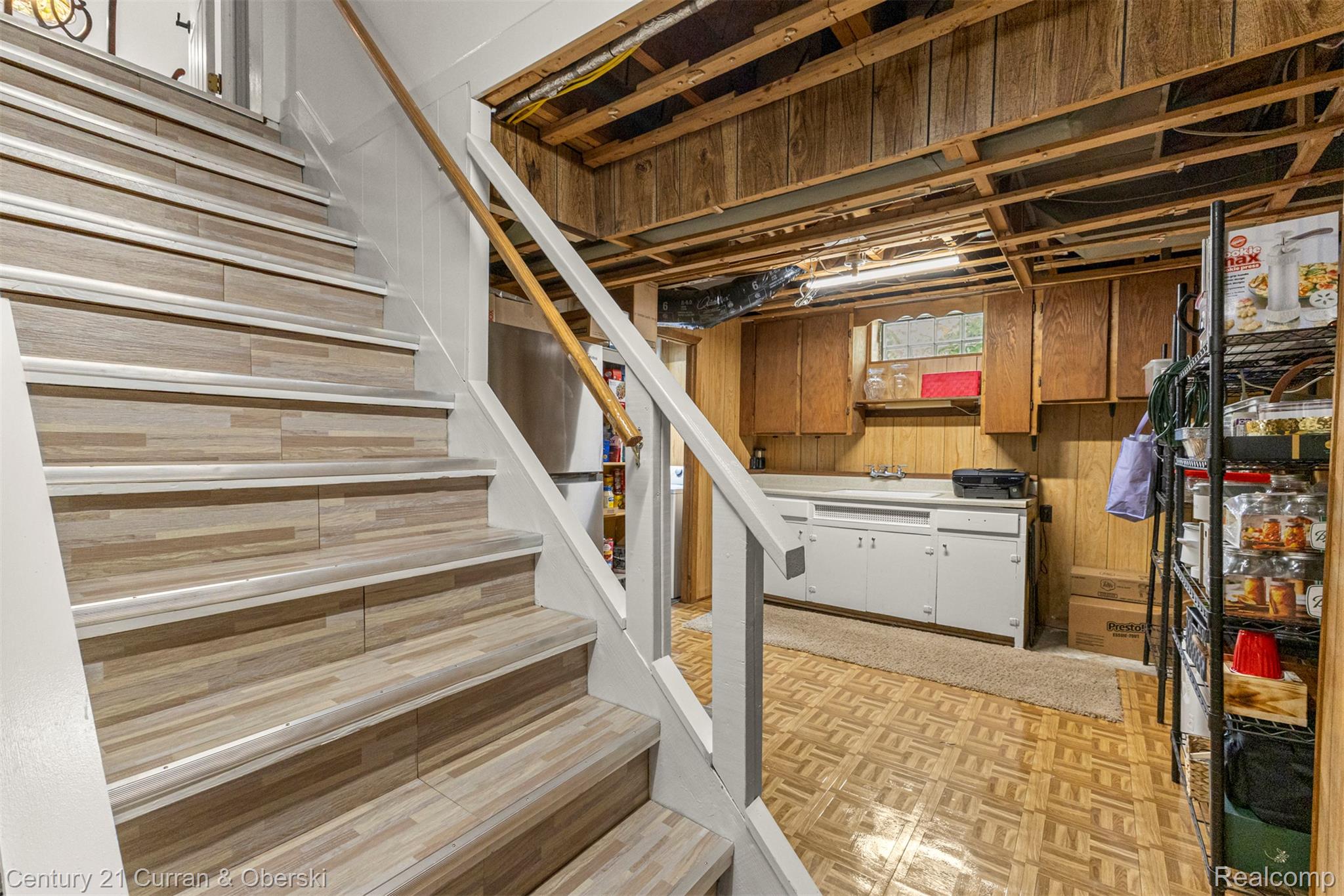 Allen Park, Michigan, 48101, United States, 4 Bedrooms Bedrooms, ,4 BathroomsBathrooms,Residential,For Sale,1982178