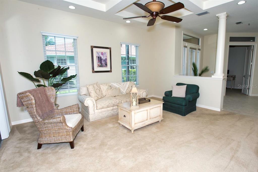 Bradenton, Florida, 34209, United States, 3 Bedrooms Bedrooms, ,2 BathroomsBathrooms,Residential,For Sale,1960540