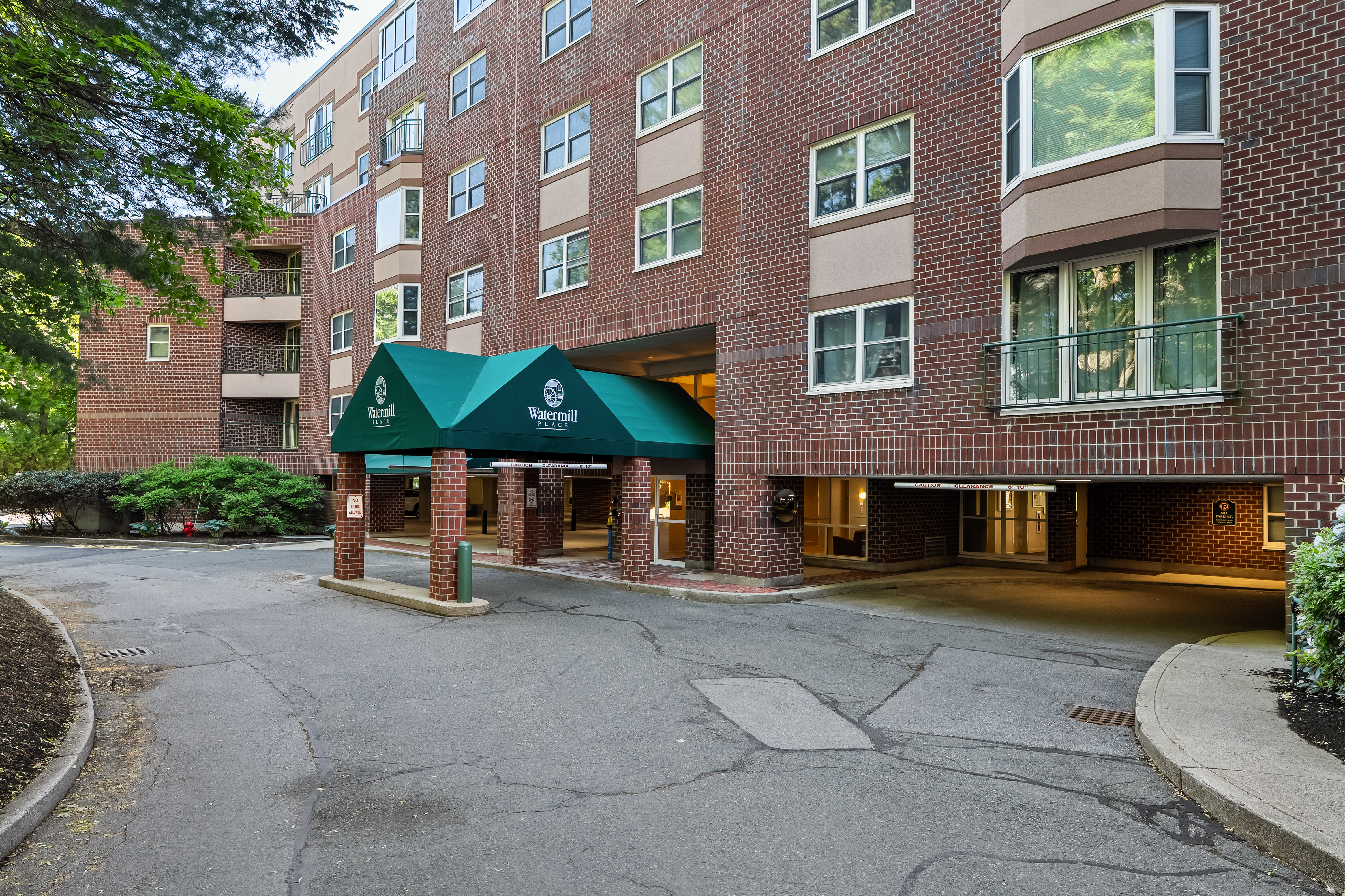  1 Watermill Place, Unit 516, Arlington, MA, 02476 - 物件實景